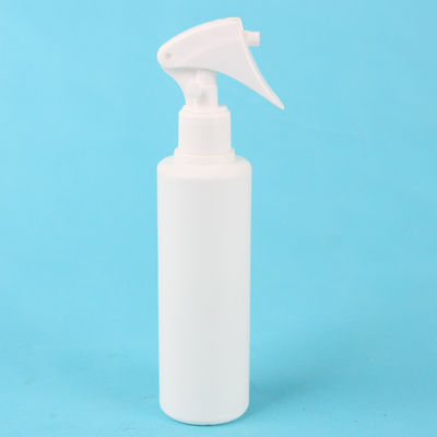 Cylindrical HDPE 250ml Garden Tool Spray Bottle Chemical Resistant