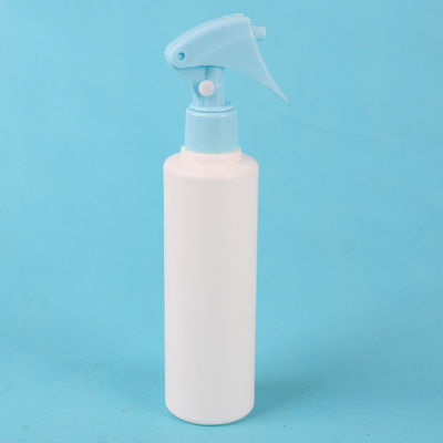 Cylindrical HDPE 250ml Garden Tool Spray Bottle Chemical Resistant